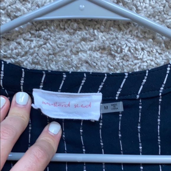 XO MandySue lightweight dress - Picture 3 of 3